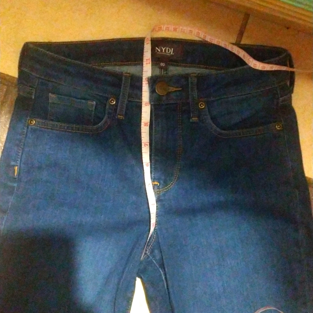 Nydj fits everything 00 cropped jeans
